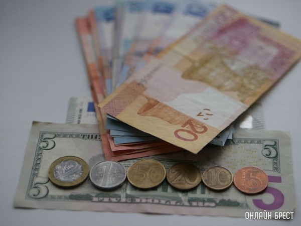 Доллар будет дешеветь, но насколько сильно? Прогноз по валютам Доллар будет дешеветь, но насколько сильно? Прогноз по валютам