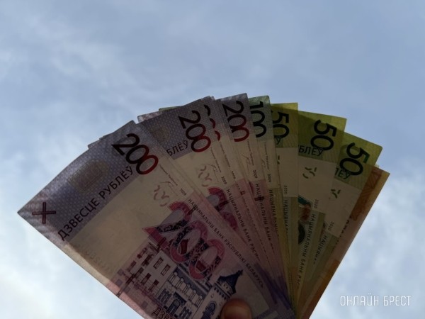 Белстат: реальная зарплата в Беларуси за пять лет выросла больше чем на 25% Белстат: реальная зарплата в Беларуси за пять лет выросла больше чем на 25%