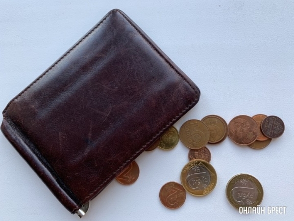 Продажа второй квартиры или машины. Кому из белорусов нужно платить налог на доходы